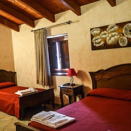 Agriturismo U' Casinu dà Scala Campora San Giovanni Extérieur photo