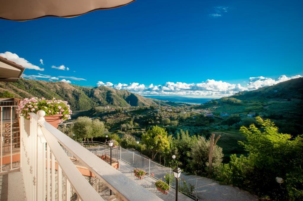 Agriturismo U' Casinu dà Scala Campora San Giovanni Extérieur photo